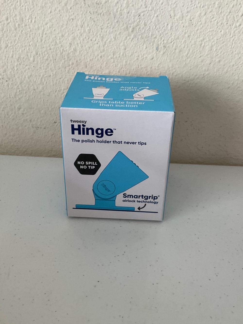 Hinge Polish Holder
